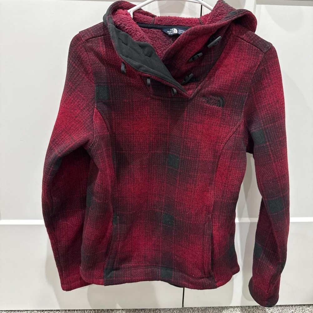 The North Face Crescent Sunset Fleece Hoodie Red Black Plaid Toggle Pullover S